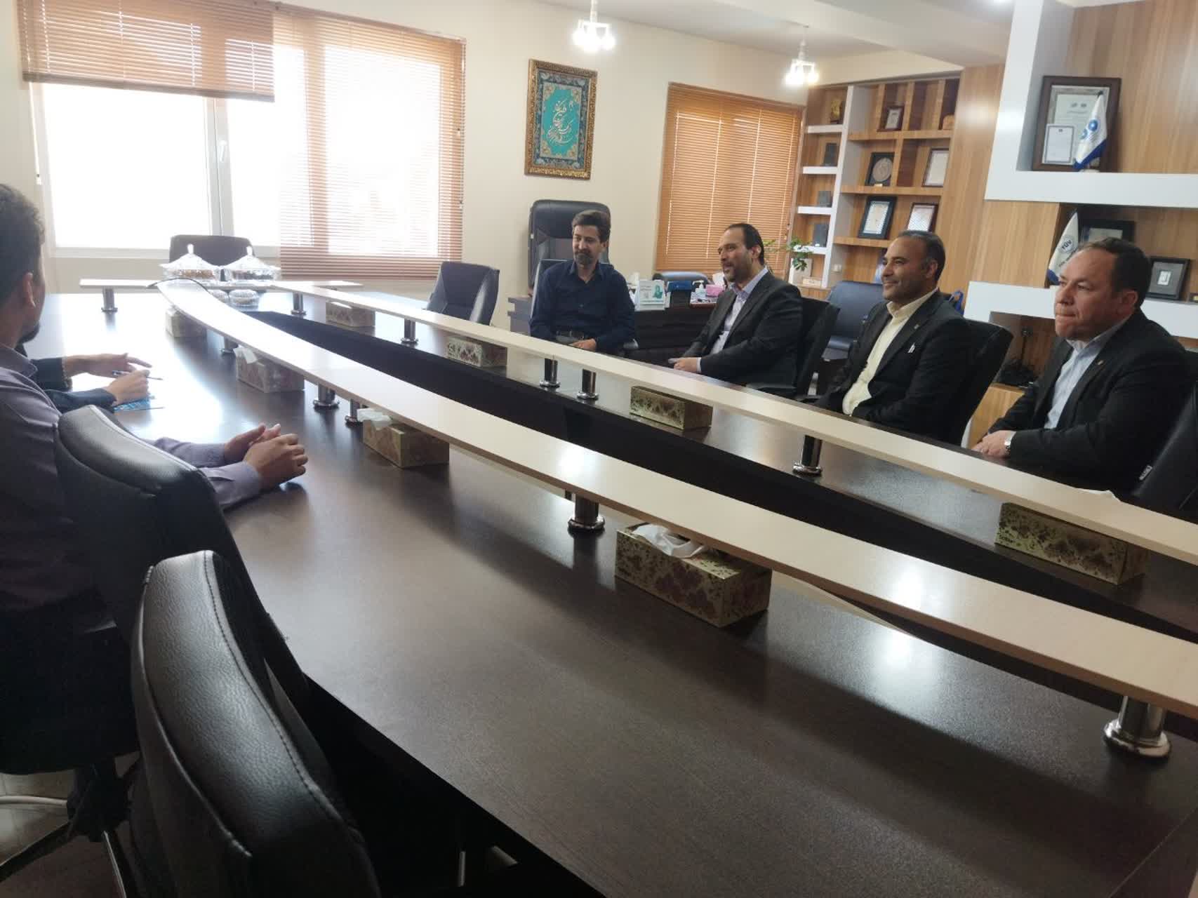 جلسه مشترک با مدیر شعب بانک صادرات 