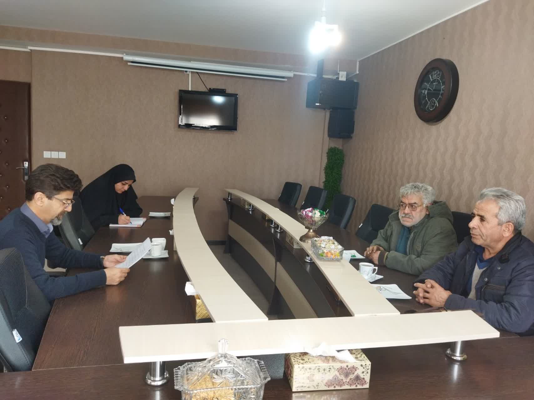 جلسه مشترک با اتحادیه درب و پنجره سازان آهنی بجنورد 